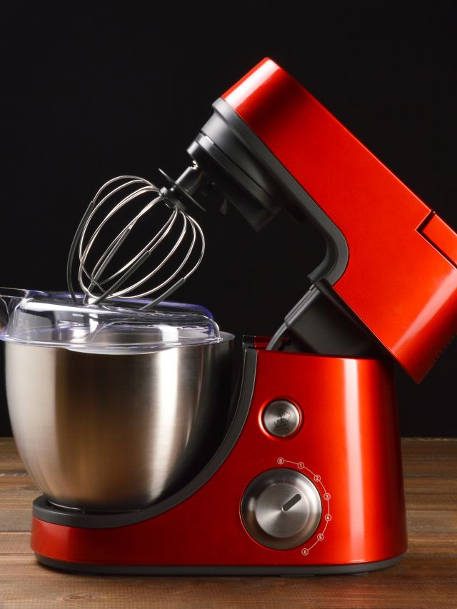 6 Best Stand Mixers for Kneading and Whisking